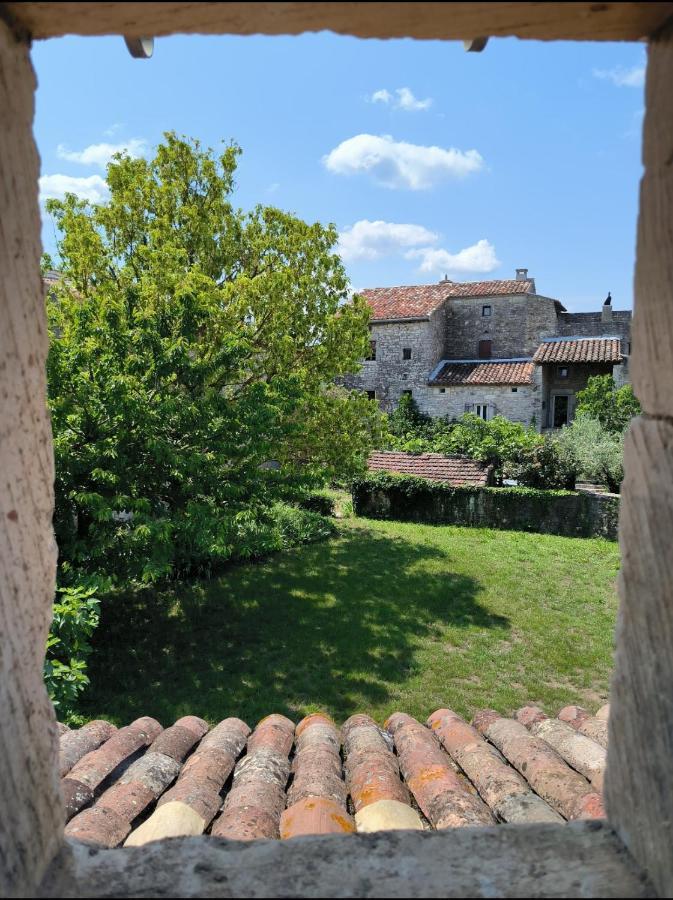 Gite Du Mas Champetre Saint-Privat-de-Champclos Bagian luar foto